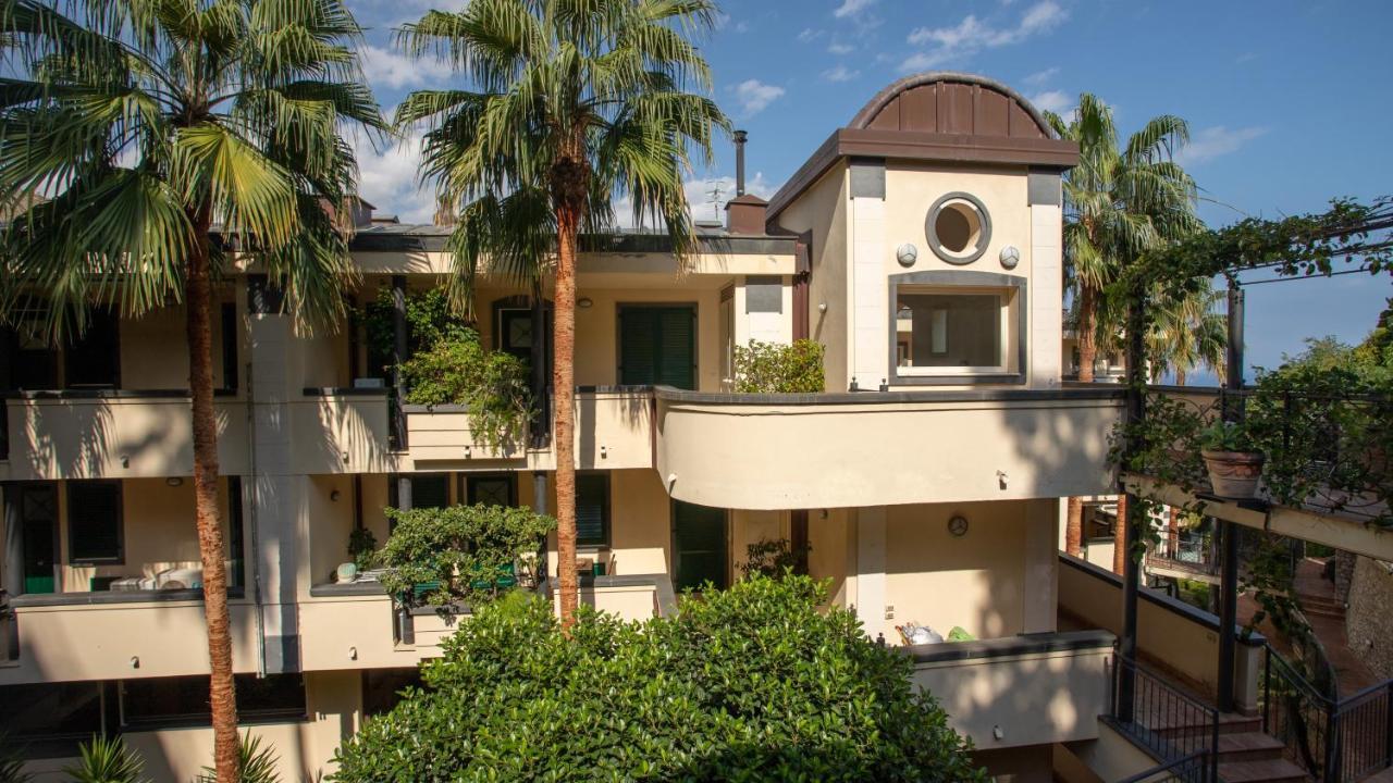 Beautiful Apartment In The Centre Of Taormina Exterior foto