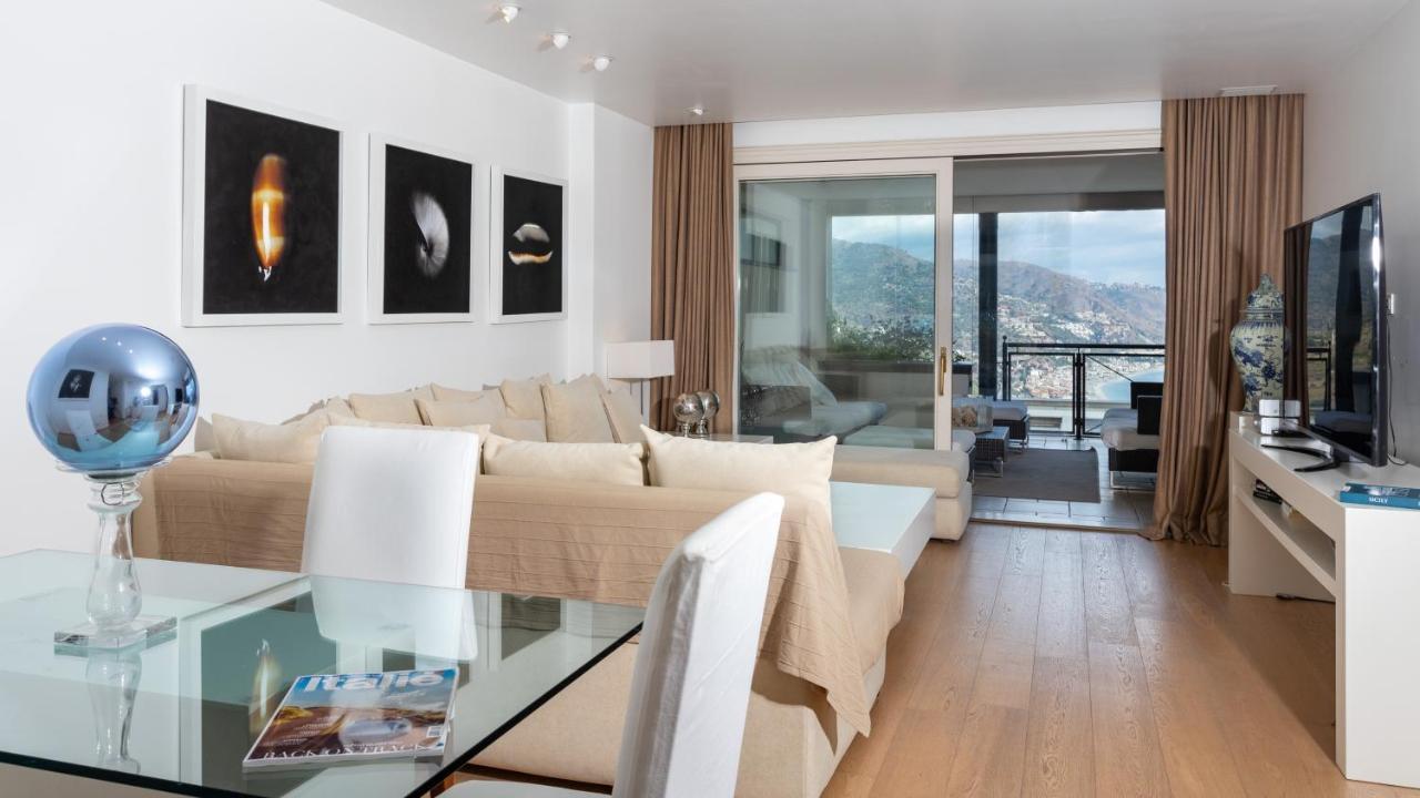 Beautiful Apartment In The Centre Of Taormina Exterior foto